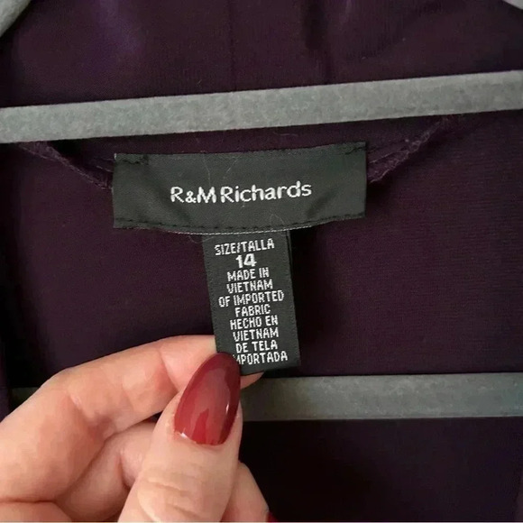 R&M Richard’s Two Piece Dress Metallic Pattern Neckline Jacket Sheer Sleeves 14 - Picture 9 of 13